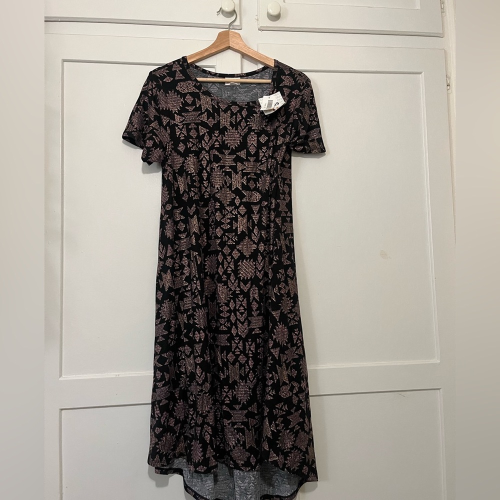 LuLaRoe Carly Dress Size Medium Black Gold Pink Geometric High Low Swing Tunic